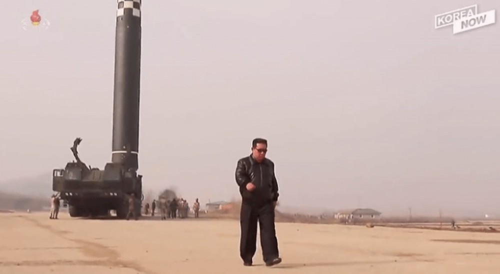 PR ridicol publicat de Kim Jong Un pentru a se lăuda cu cea mai nouă rachetă